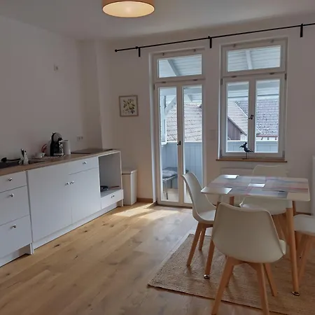 Etzauer Mühle, Mit Balkon Apartamento *